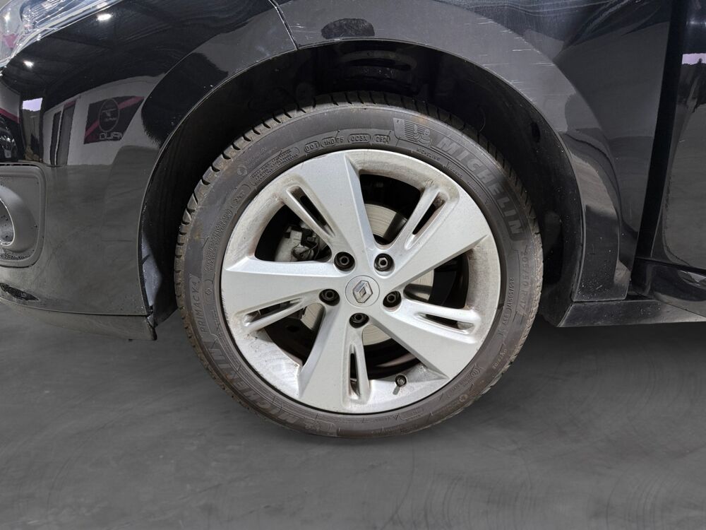 M&eacute;gane LIMITED 2015 occasion 01800 Meximieux