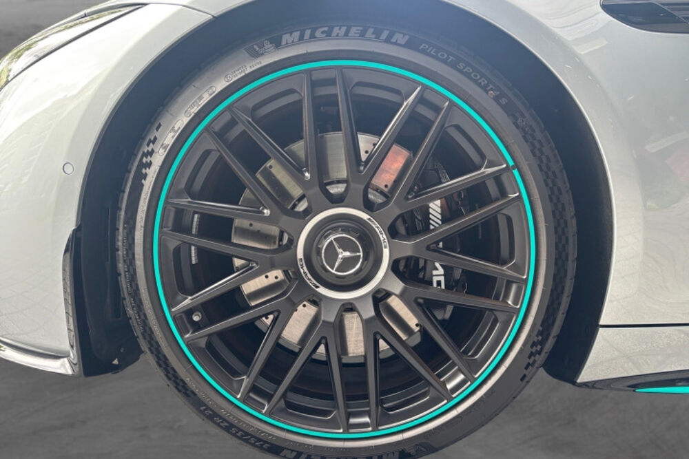 Classe A SL Mercedes AMG Speedshift MCT 63 4MATIC+ PETRONAS 2023 occasion 93100 Montreuil