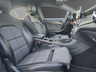Classe GLA GLA 180 D DCT INTUITION 2017 occasion 83480 Puget-sur-Argens
