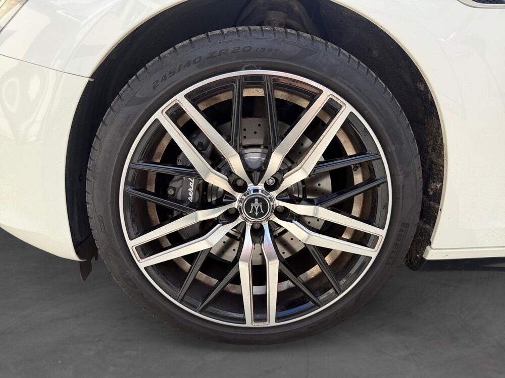Ghibli 3.0 V6 410 S Q4 2015 occasion 93100 Montreuil