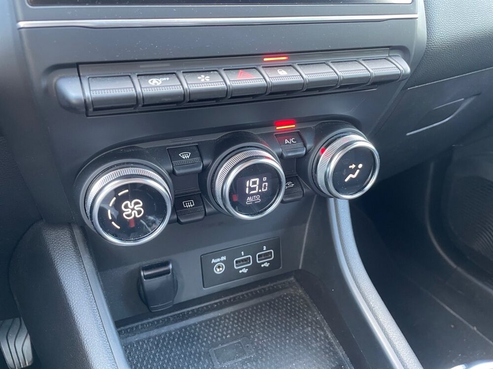 Captur 1.3 MILD HYBRID 140 INTENSE 2022 occasion 49070 Beaucouz&eacute;