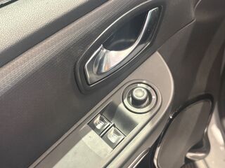 Clio IV CLIO IV ESTATE 0.9 TCe 90 2016 occasion 73290 La Motte-Servolex