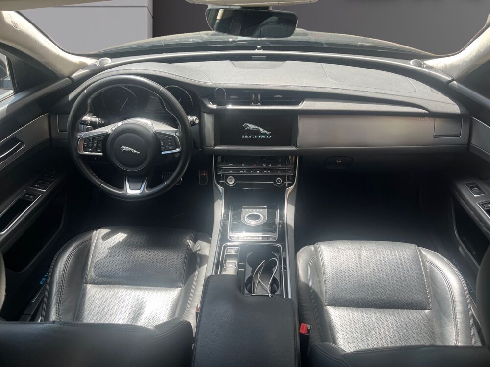 XF SPORTBRAKE 2.0 D BVA 180 CHECKERED FLAG 2019 occasion 06400 Cannes