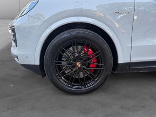 Cayenne 3.0 V6 S E-HYBRID PH2 2024 occasion 93100 Montreuil