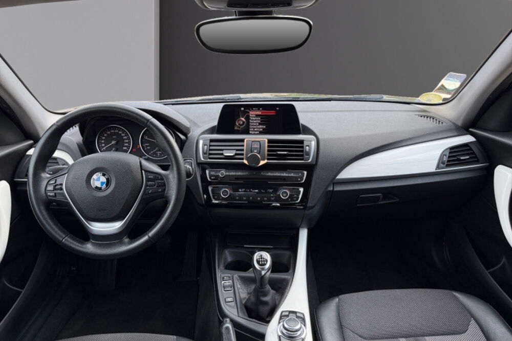 S&eacute;rie 1 118D URBAN CHIC 2016 occasion 13600 La Ciotat