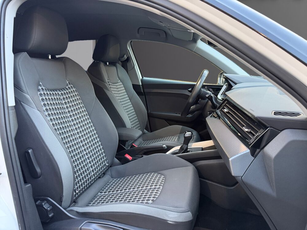 A1 AUDI SPORTBACK 40 TFSI 200ch 2019 occasion 69730 Genay