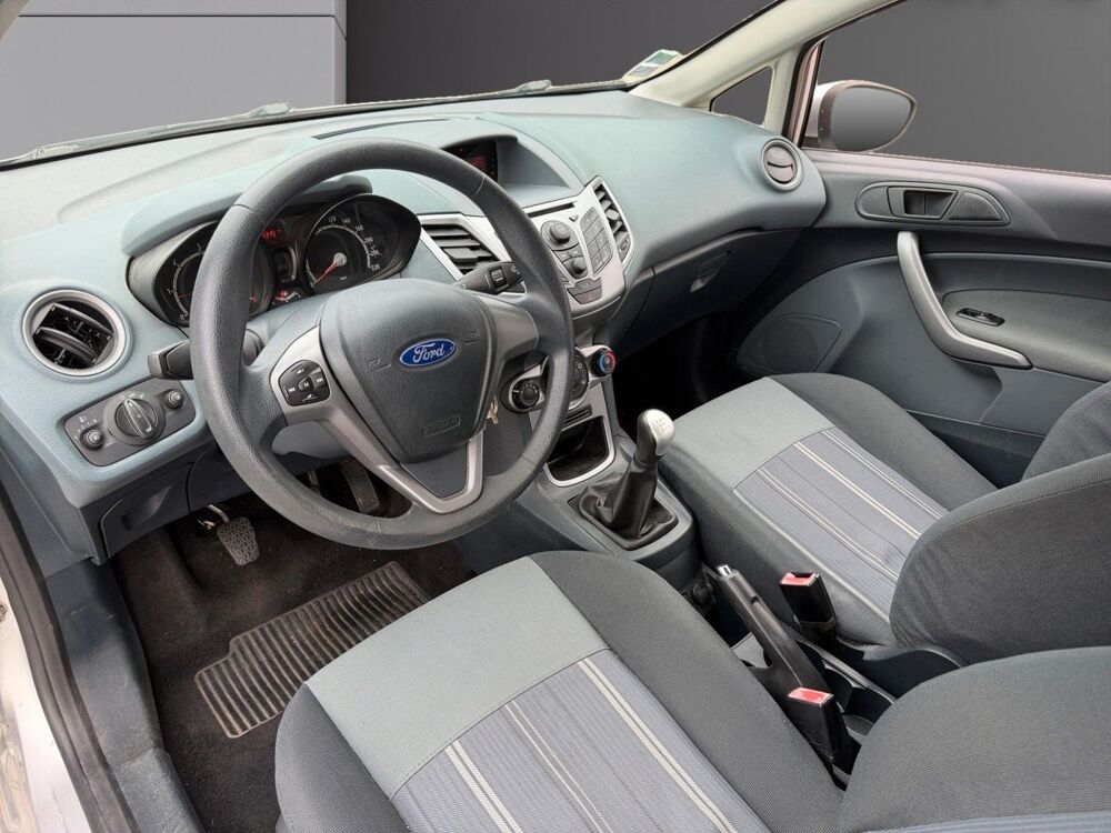 Fiesta 1400 TDCI 68 AMBIENTE 2009 occasion 30900 Nimes
