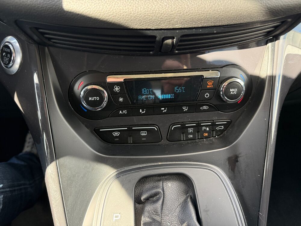 Kuga Sport Platinium 2014 occasion 45750 Saint-Pryv&eacute;-Saint-Mesmin
