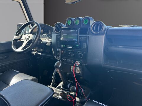 Defender LAND ROVER DEFENDER STATION WAGON TD4 7 places 2008 occasion 27000 &Eacute;vreux