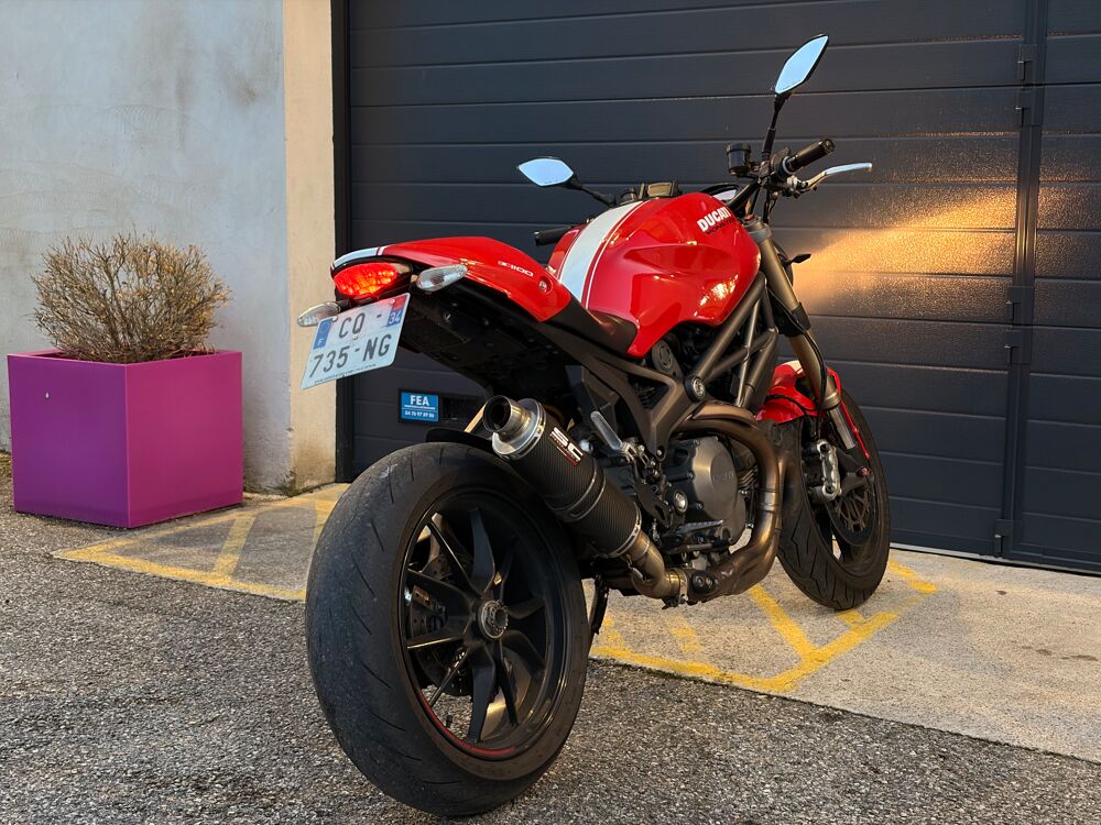 DUCATI 2013 occasion 26000 Valence