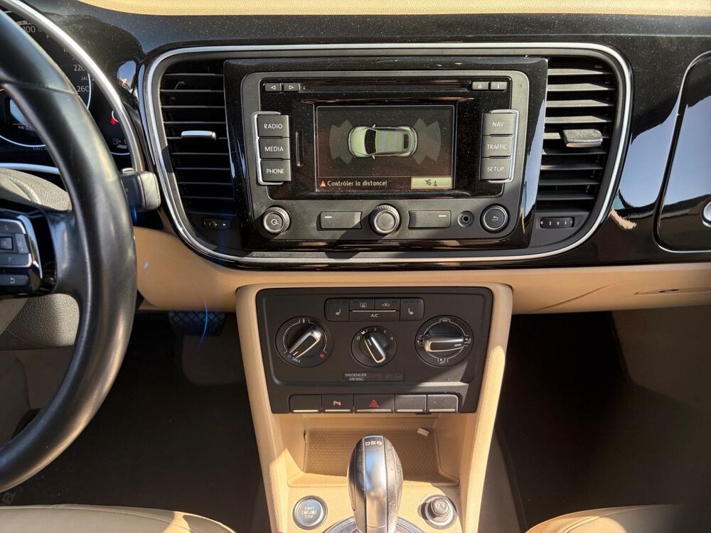Beetle CABRIOLET 1.2 TSI VINTAGE DSG 2014 occasion 83480 Puget-sur-Argens