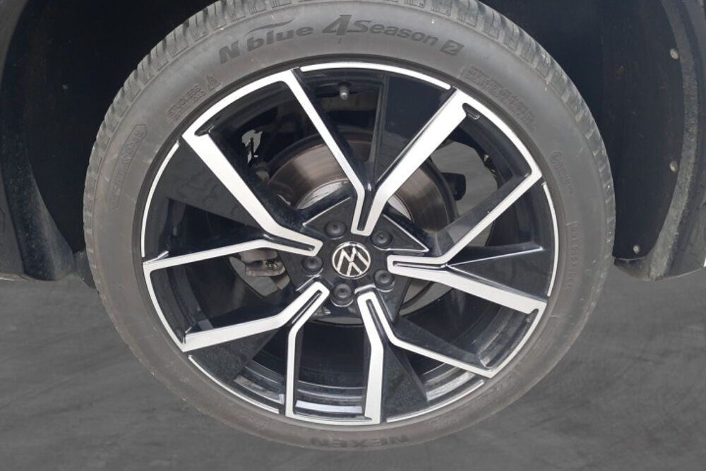 Tiguan DSG7 4Motion R-Line 2024 occasion 93100 Montreuil