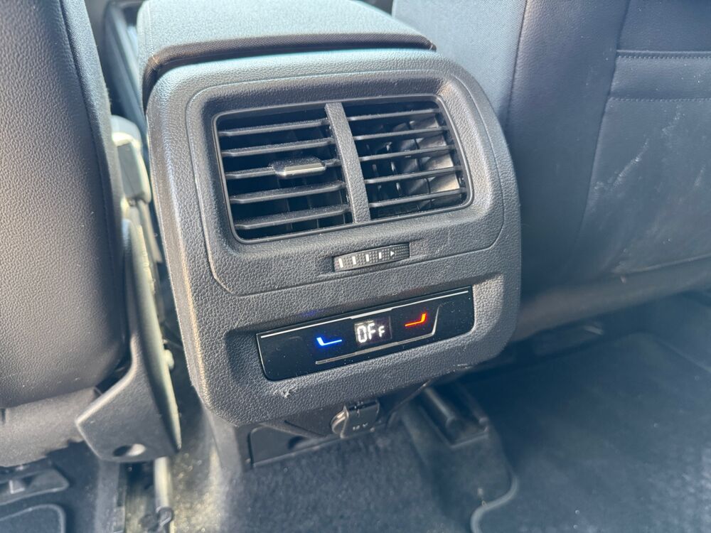 Touran III 2.0 TDI 150 LOUNGE DSG7 7PL 2022 occasion 45750 Saint-Pryv&eacute;-Saint-Mesmin