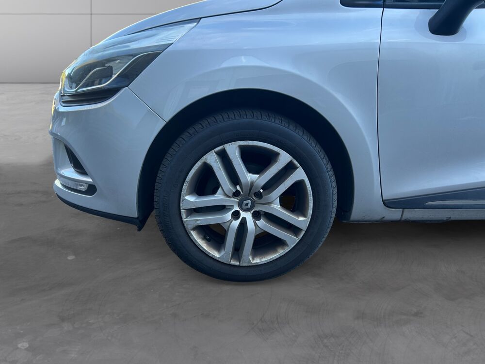 Clio IV (2) 0.9 TCE 90 LIMITED 2017 occasion 69530 Brignais