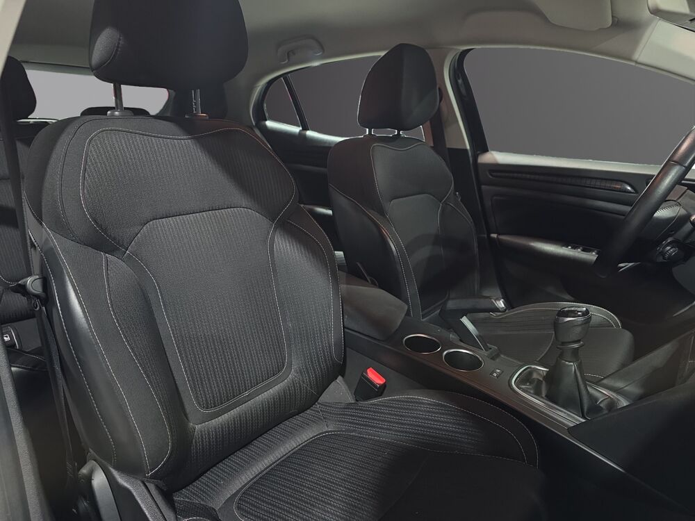 M&eacute;gane TCE 100 ZEN 2016 occasion 01800 Meximieux