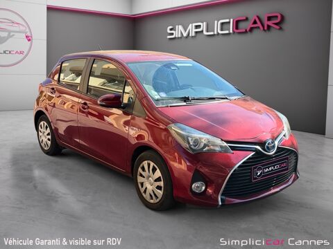 Toyota Yaris III (2) HYBRID 100H BUSINESS 2017 occasion Cannes 06400