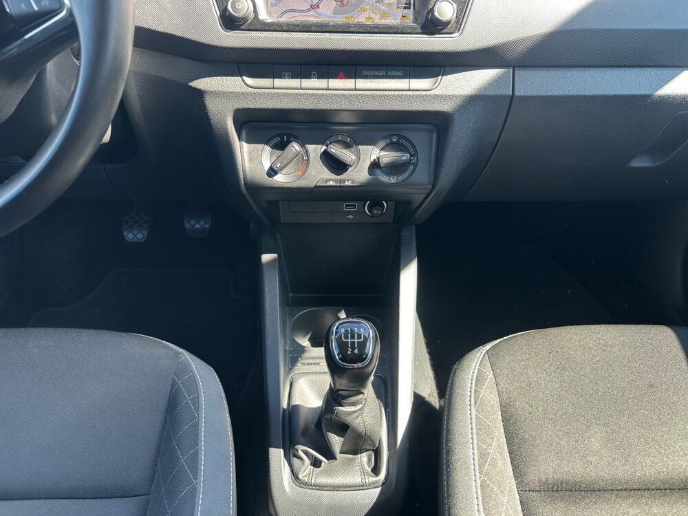 Fabia BUSINESS 2021 occasion 69730 Genay