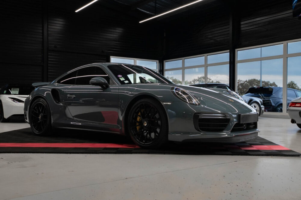 911 TURBO S 3.8 580 PDK 2017 occasion 64121 Serres-Castet