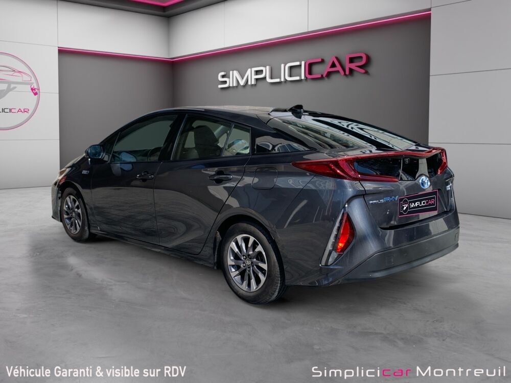 Prius HYBRIDE RECHARGEABLE SOLAR 2017 occasion 93100 Montreuil