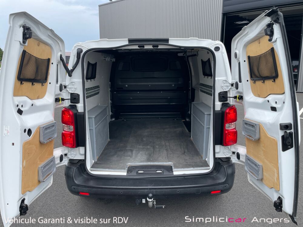 Expert STANDARD 2.0 BLUE HDI 120 PACK SPORT EAT 2021 occasion 49070 Beaucouz&eacute;
