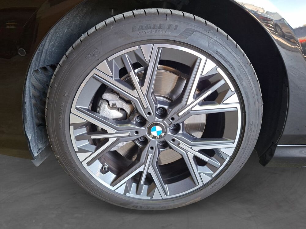 S&eacute;rie 1 123I XDRIVE M SPORT DKG 2025 occasion 93100 Montreuil
