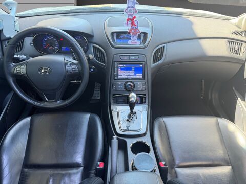Genesis 3.8 V6 PACK EXECUTIVE 2010 occasion 31120 Pinsaguel