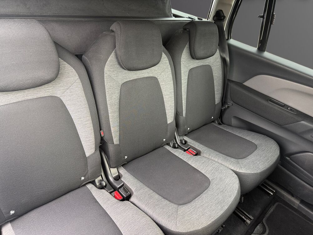 C4 Picasso Business + 2017 occasion 45750 Saint-Pryv&eacute;-Saint-Mesmin