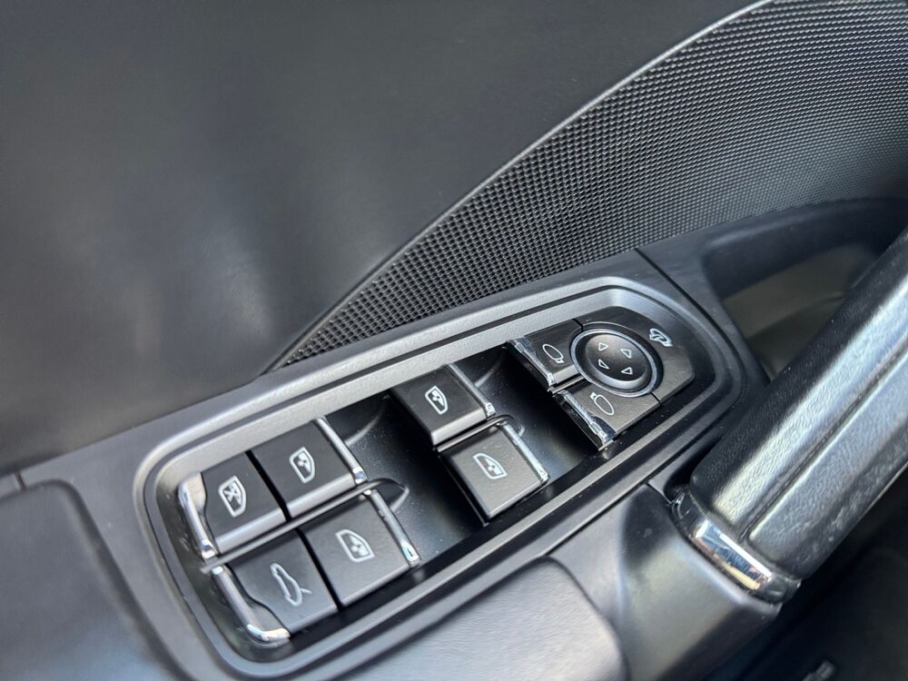 Cayenne 3.0 V6 S E-HYBRID TIPTRONIC S 2015 occasion 93100 Montreuil