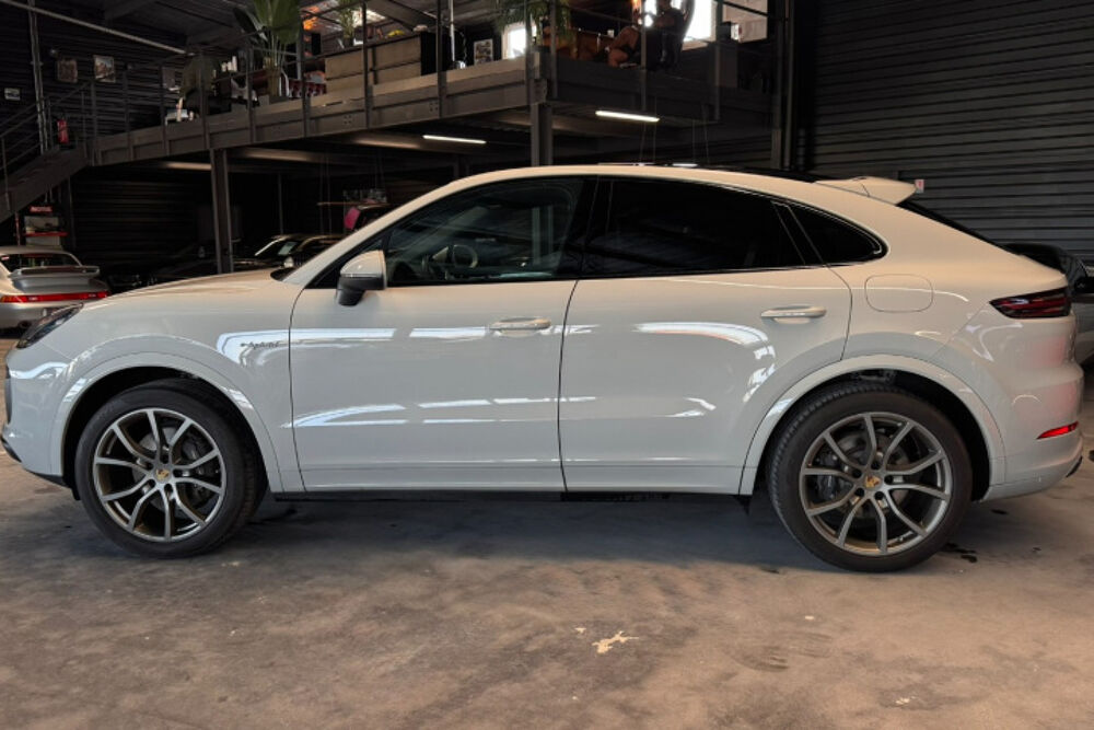 Cayenne 3.0 V6 E-HYBRID COUPE PLATINIUM EDITION 2023 occasion 64121 Serres-Castet