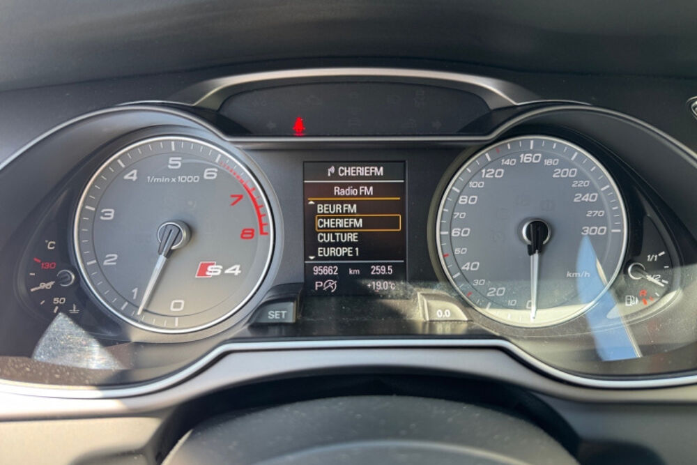 S4 AVANT 3.0 333 QUATTRO S TRONIC 2012 occasion 13600 La Ciotat