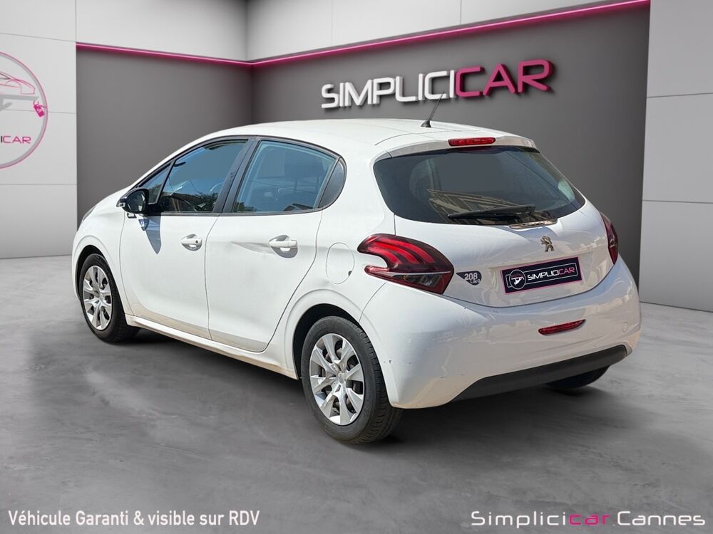 208 1.2 VTI 68 ACTIVE 2018 occasion 06400 Cannes