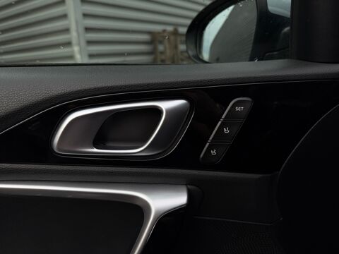 Ceed XCEED 1.5 T-GDI 160 PREMIUM DCT 2022 occasion 30900 Nimes