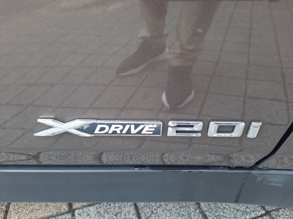 X1 20I XDRIVE lounge 2013 occasion 93100 Montreuil