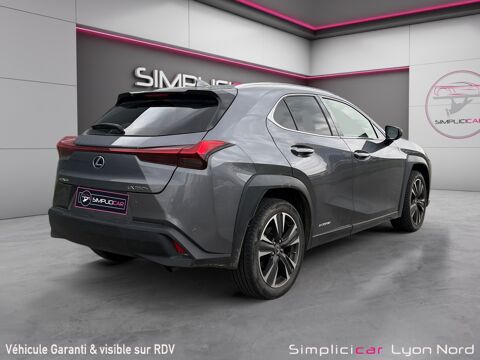 UX PREMIUM 2020 occasion 69730 Genay