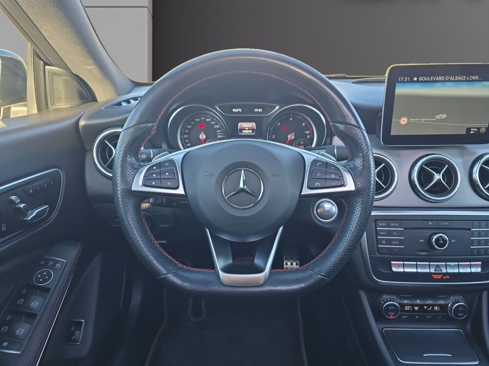 Classe CLA (2) 220 D 9CV SENSATION 7G-DCT Pack Amg Line 2019 occasion 03300 Cusset
