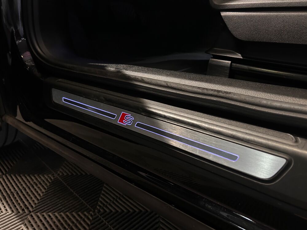 Q5 SB 55 TFSI-E 367 QUATTRO S LINE BLACK EDITION S TRONIC P2 2023 occasion 73290 La Motte-Servolex