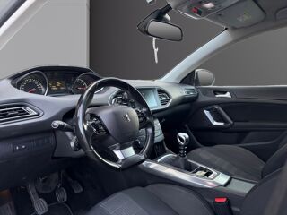 308 1.2 PURE 2015 occasion 26000 Valence