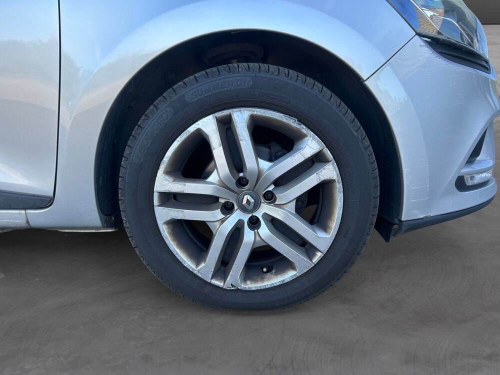 Clio IV (2) 0.9 TCE 90 LIMITED 2017 occasion 69530 Brignais