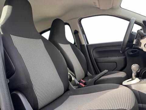 Twingo E-TECH URBAN NIGHT 2022 occasion 78480 Verneuil-sur-Seine