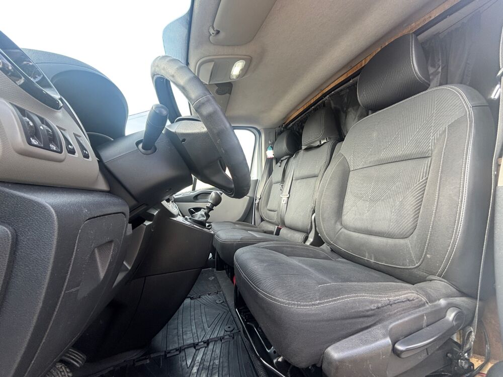 Trafic L1H1 1.6 DCI CONFORT VAN 2017 occasion 78480 Verneuil-sur-Seine