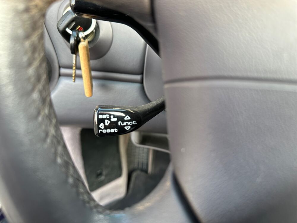 911 (996) CABRIOLET 3.4 CARRERA 1999 occasion 60000 Beauvais