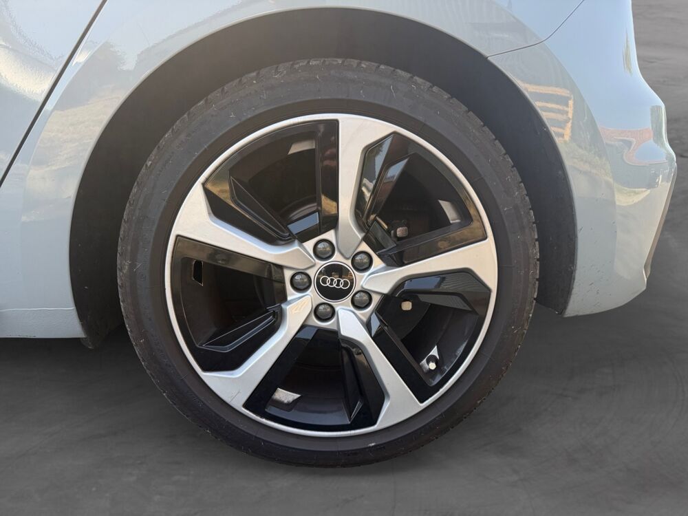 A1 ALLSTREET 35 TFSI 150 S LINE S TRONIC 2021 occasion 31120 Pinsaguel