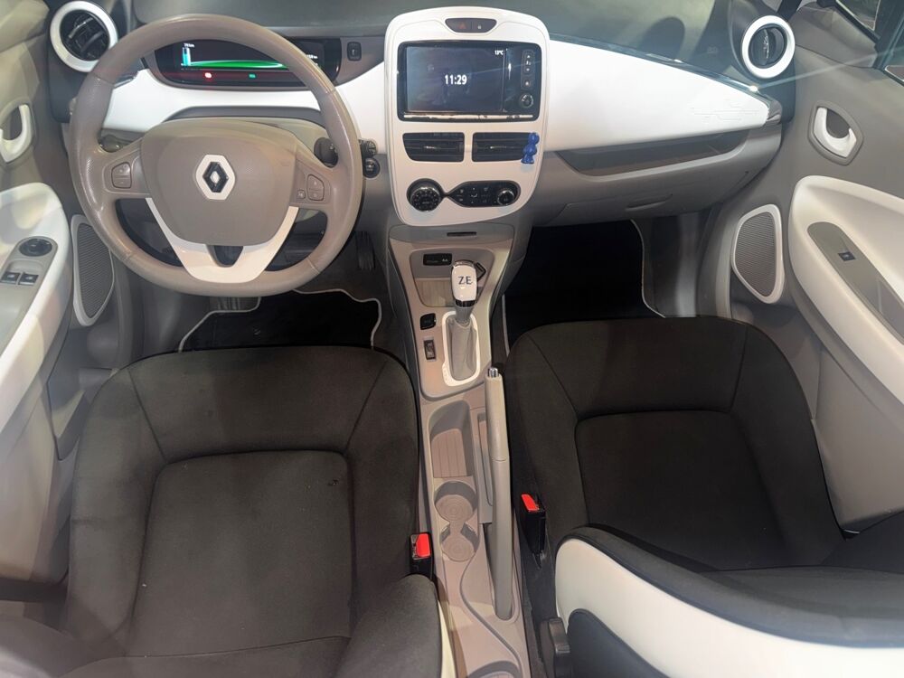 Zo&eacute; 88 LIFE CHARGE RAPIDE TYPE 2 22KWH 2016 occasion 34070 Montpellier