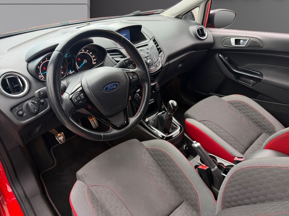 Fiesta RED EDITION 2015 occasion 30900 Nimes