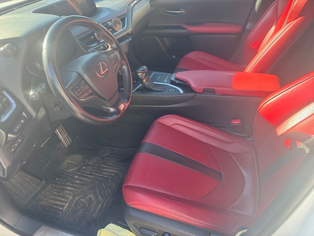 UX F SPORT Executive 2019 occasion 27200 Vernon