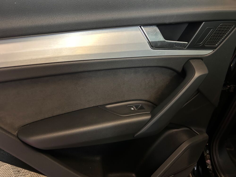 Q5 SB 55 TFSI-E 367 QUATTRO S LINE BLACK EDITION S TRONIC P2 2023 occasion 73290 La Motte-Servolex