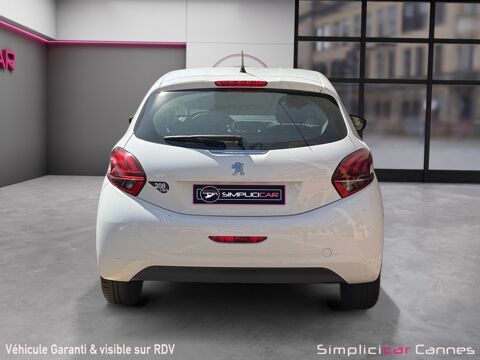208 1.2 VTI 68 ACTIVE 2018 occasion 06400 Cannes