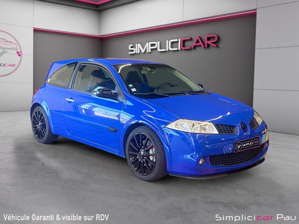 M&eacute;gane II 2.0T 16V RS LUXE F1 TEAM R25 2006 occasion 64121 Serres-Castet