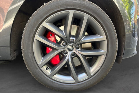 Range Rover P550e AWD 3.0L i6 PHEV Autobiography 2024 occasion 93100 Montreuil