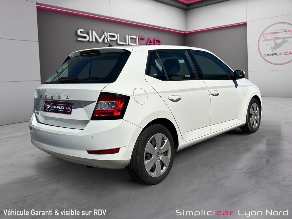 Fabia BUSINESS 2021 occasion 69730 Genay